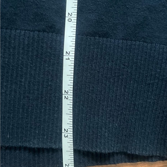 ClUB MONACO Mens pull over color block long sleeve sweater - Picture 8 of 11